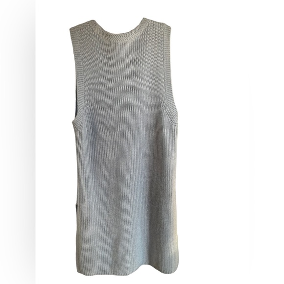 Women’s GUESS light blue knit sleeveless tunic, size M preloved - Picture 3 of 5